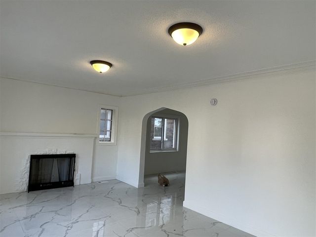 11739 Meyers Road, Detroit, MI 48227