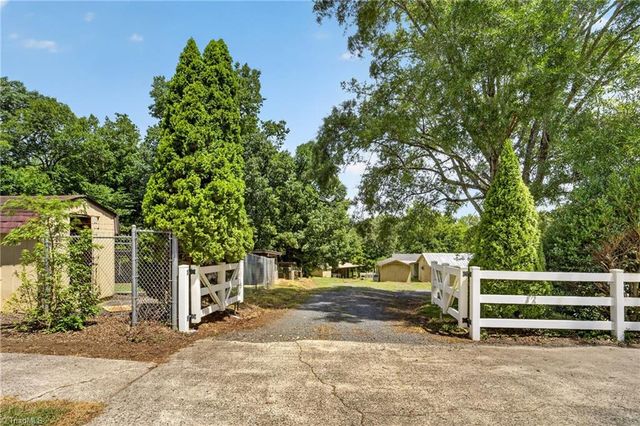 4262 NC Highway 49 S, Asheboro, NC 27205
