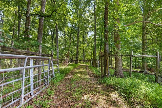 4262 NC Highway 49 S, Asheboro, NC 27205