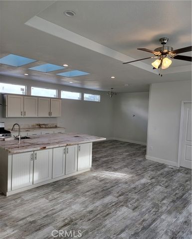 21500 Lassen 122, Chatsworth (los Angeles), CA 91311