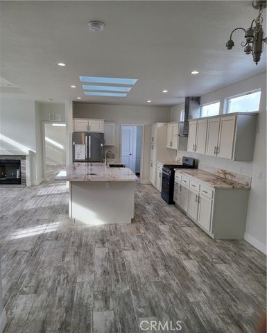 21500 Lassen 122, Chatsworth (los Angeles), CA 91311