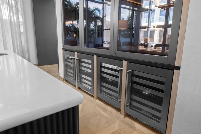 153 N Seabreeze 2404-S, Fort Lauderdale, FL 33304