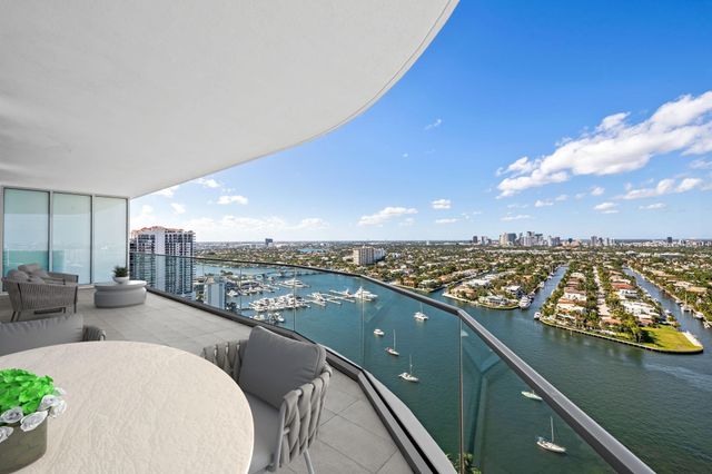 153 N Seabreeze 2404-S, Fort Lauderdale, FL 33304