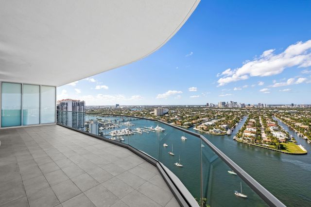 153 N Seabreeze 2404-S, Fort Lauderdale, FL 33304