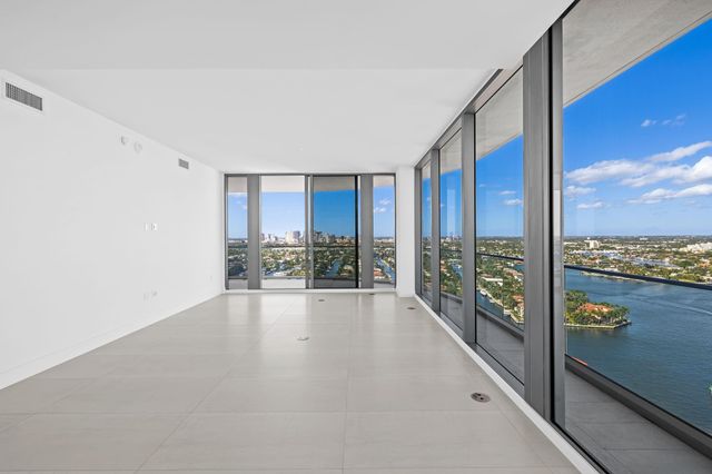 153 N Seabreeze 2404-S, Fort Lauderdale, FL 33304