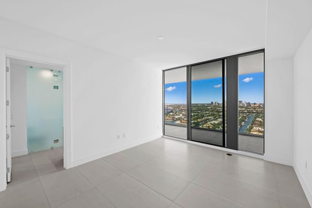 153 N Seabreeze 2404-S, Fort Lauderdale, FL 33304