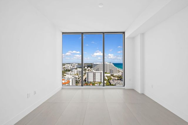 153 N Seabreeze 2404-S, Fort Lauderdale, FL 33304