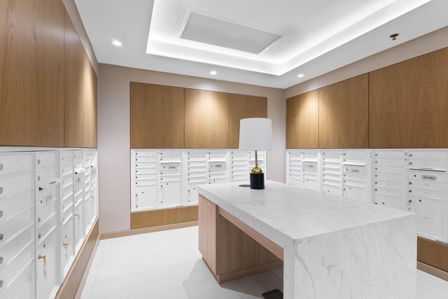 153 N Seabreeze 2404-S, Fort Lauderdale, FL 33304