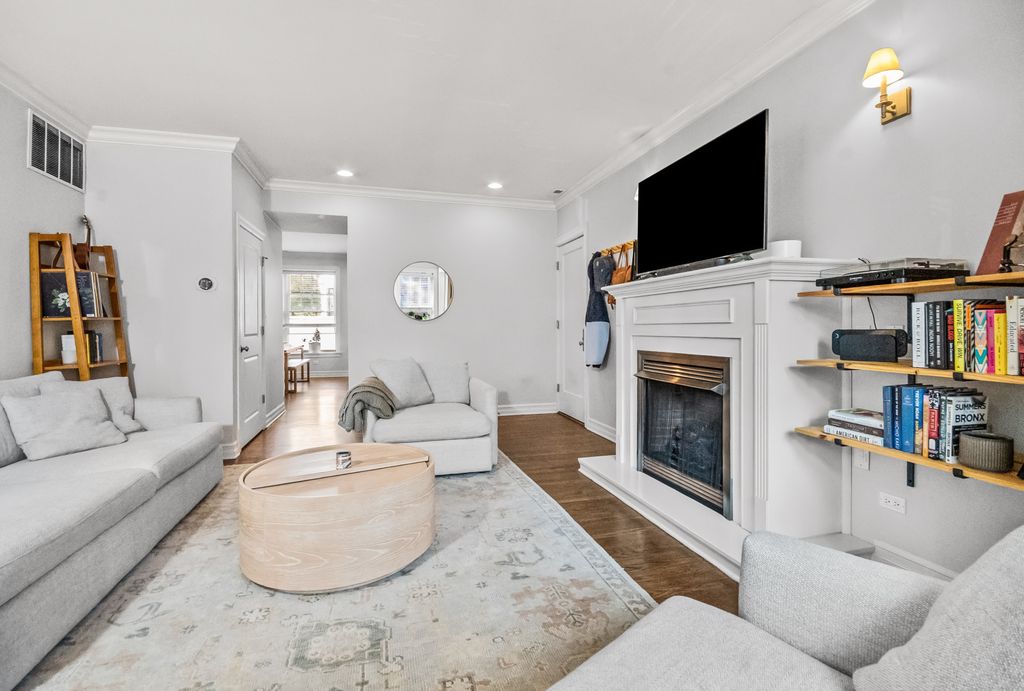 2711 N MILDRED Avenue 2A, Chicago, IL 60614 — photo 3