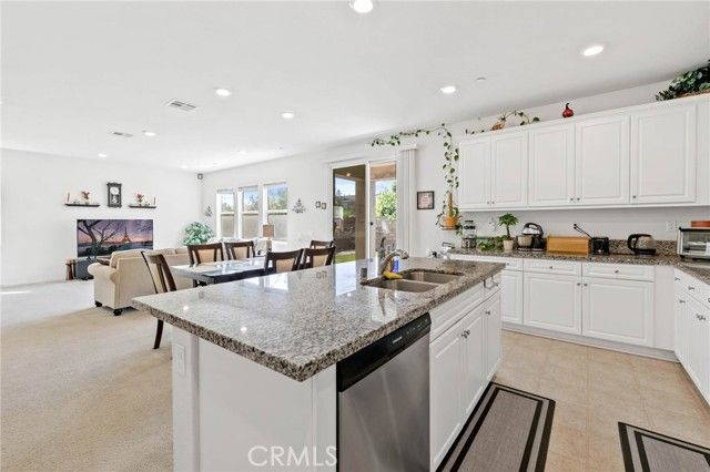 2832 E Howlett, Ontario, CA 91762