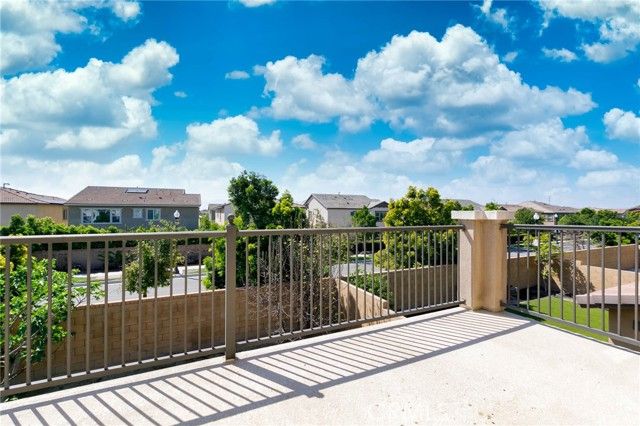 2832 E Howlett, Ontario, CA 91762