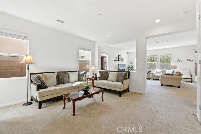 2832 E Howlett, Ontario, CA 91762