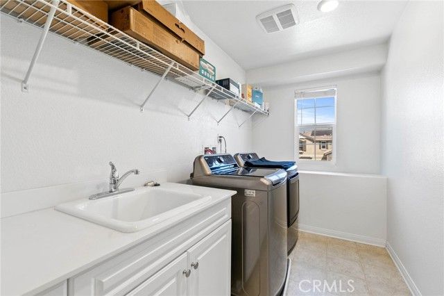 2832 E Howlett, Ontario, CA 91762