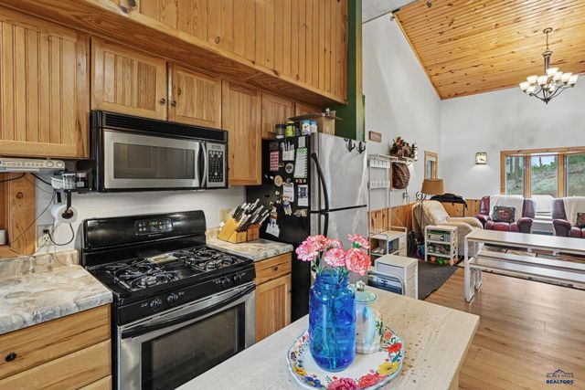 23137 PACTOLA DR, Rapid City, SD 57702