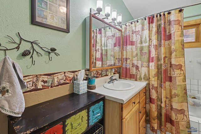 23137 PACTOLA DR, Rapid City, SD 57702