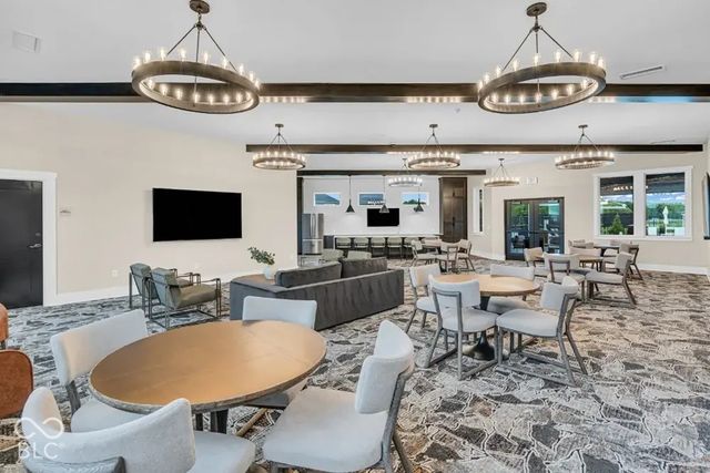 15722 Showdown Road, Noblesville, IN 46060