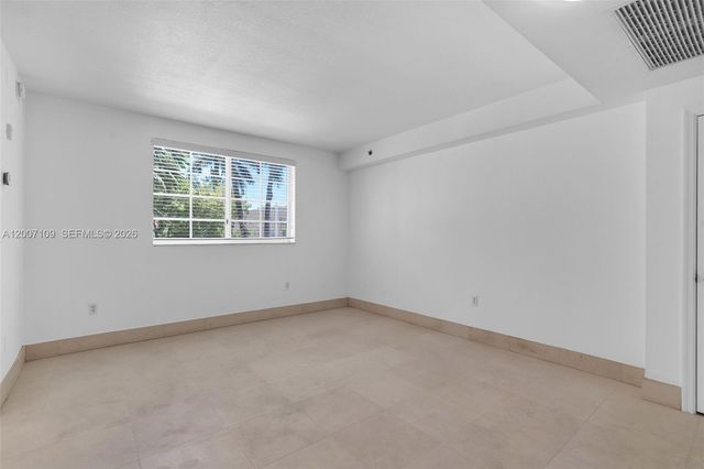 1300 Pennsylvania Ave 209, Miami Beach, FL 33139