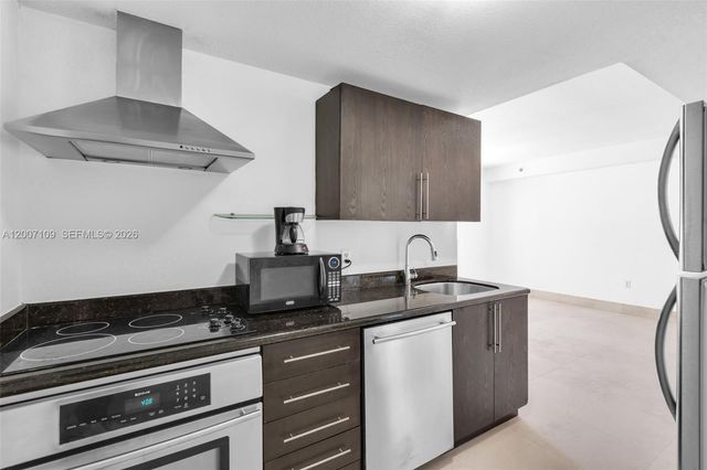 1300 Pennsylvania Ave 209, Miami Beach, FL 33139