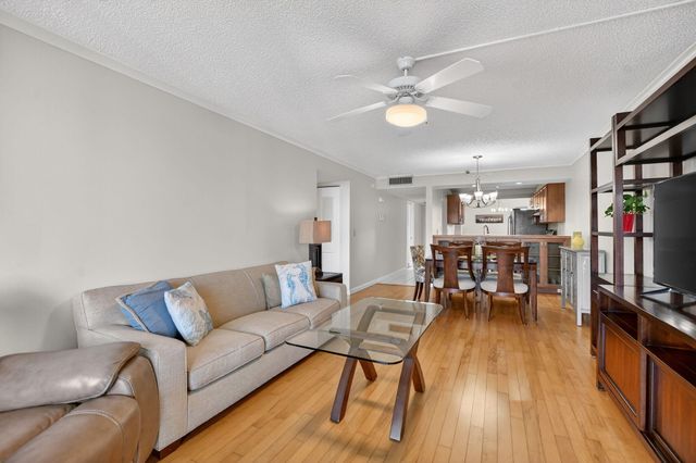 20 Royal Palm Way 602, Boca Raton, FL 33432