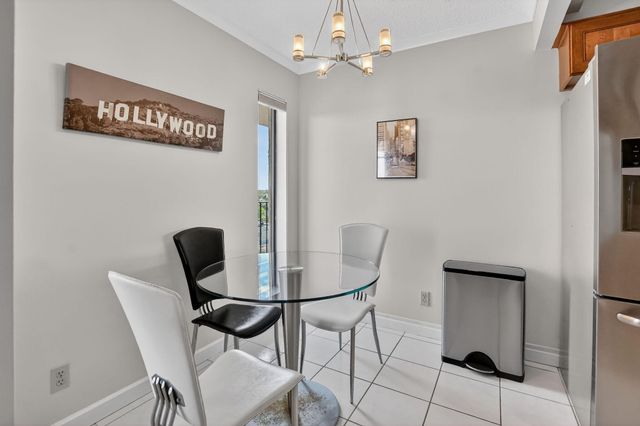 20 Royal Palm Way 602, Boca Raton, FL 33432