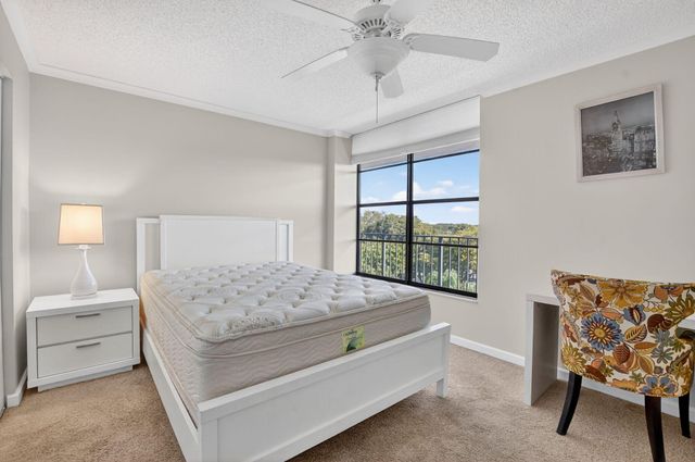 20 Royal Palm Way 602, Boca Raton, FL 33432