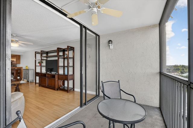 20 Royal Palm Way 602, Boca Raton, FL 33432