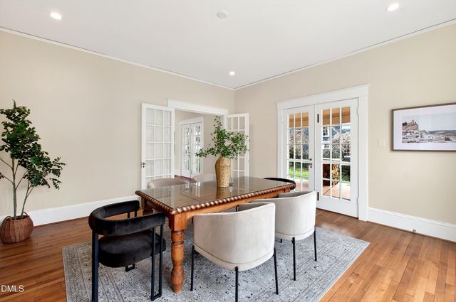 301 Hillsborough Street, Chapel Hill, NC 27514