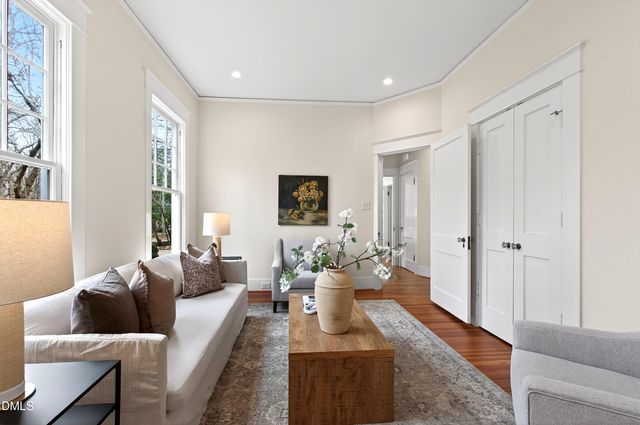 301 Hillsborough Street, Chapel Hill, NC 27514