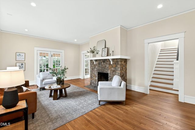 301 Hillsborough Street, Chapel Hill, NC 27514