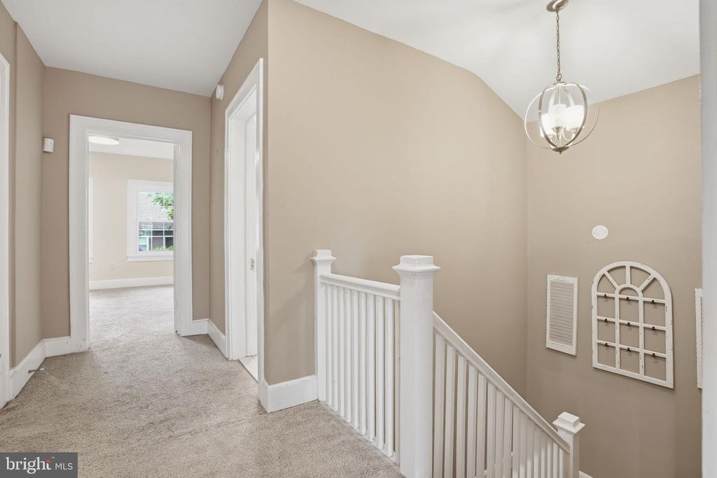 Image 22 of property listing at 4127 KATHLAND AVE, Baltimore, MD 21207