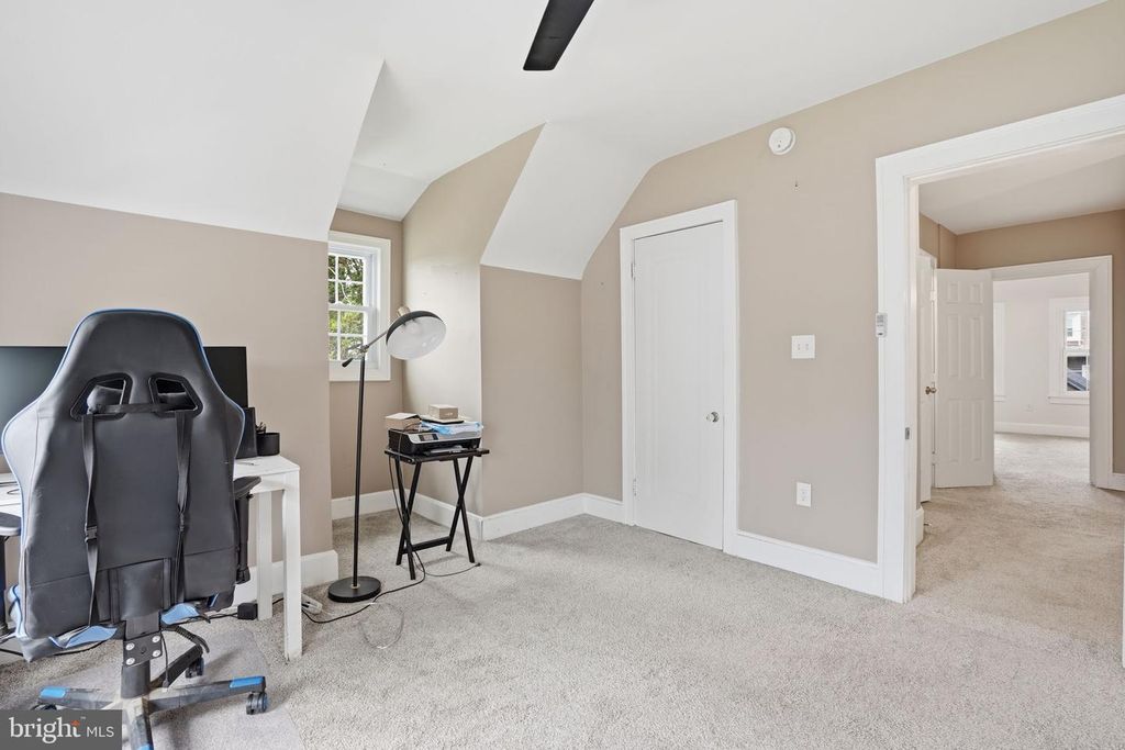 Image 24 of property listing at 4127 KATHLAND AVE, Baltimore, MD 21207