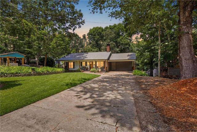 4825 Perry Road, Gainesville, GA 30506
