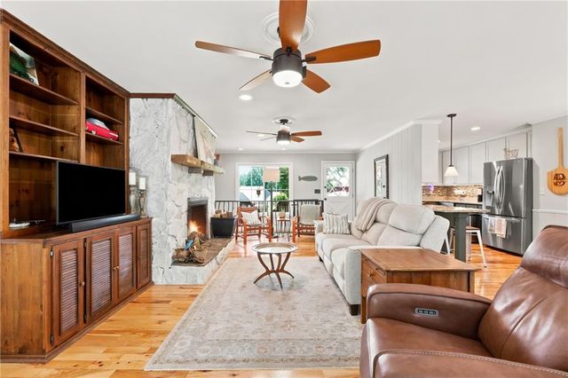 4825 Perry Road, Gainesville, GA 30506