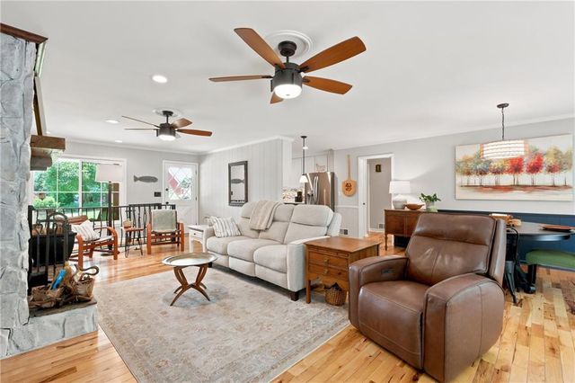 4825 Perry Road, Gainesville, GA 30506