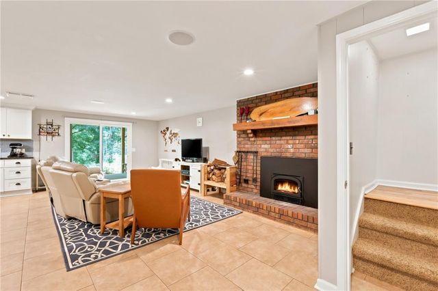 4825 Perry Road, Gainesville, GA 30506