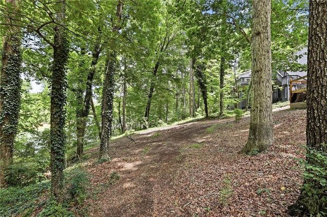 4825 Perry Road, Gainesville, GA 30506