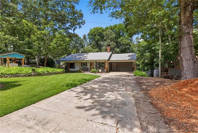 4825 Perry Road, Gainesville, GA 30506