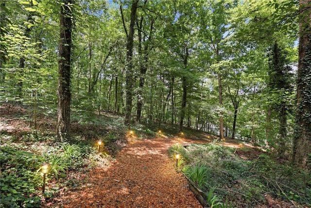 4825 Perry Road, Gainesville, GA 30506