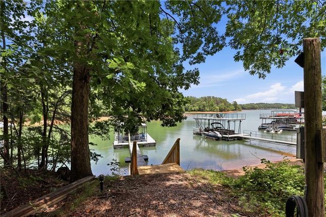 4825 Perry Road, Gainesville, GA 30506