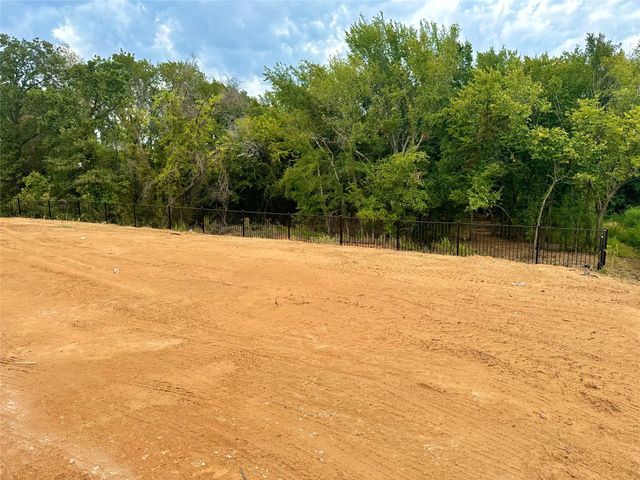 101 Wild Plum Drive, Krugerville, TX 76227