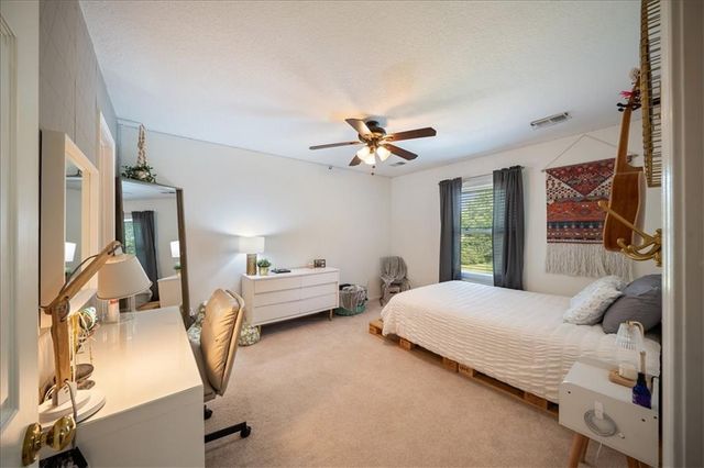 502 Sugarland Drive, Pleasant Hill, MO 64080