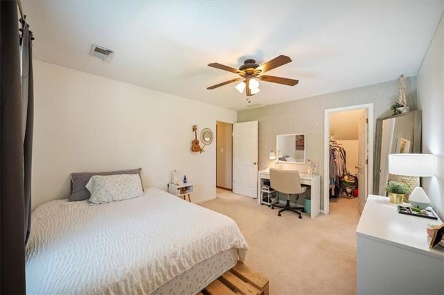 502 Sugarland Drive, Pleasant Hill, MO 64080