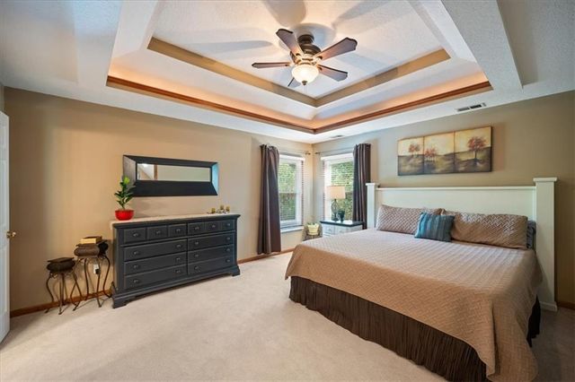 502 Sugarland Drive, Pleasant Hill, MO 64080