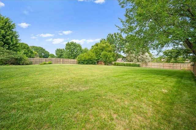 502 Sugarland Drive, Pleasant Hill, MO 64080
