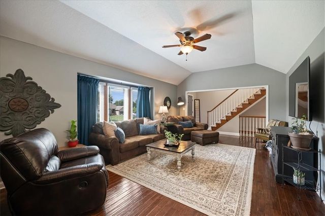 502 Sugarland Drive, Pleasant Hill, MO 64080