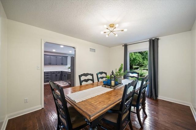 502 Sugarland Drive, Pleasant Hill, MO 64080
