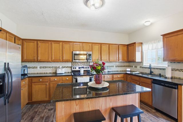 1011 Laramie Ct, Murfreesboro, TN 37128
