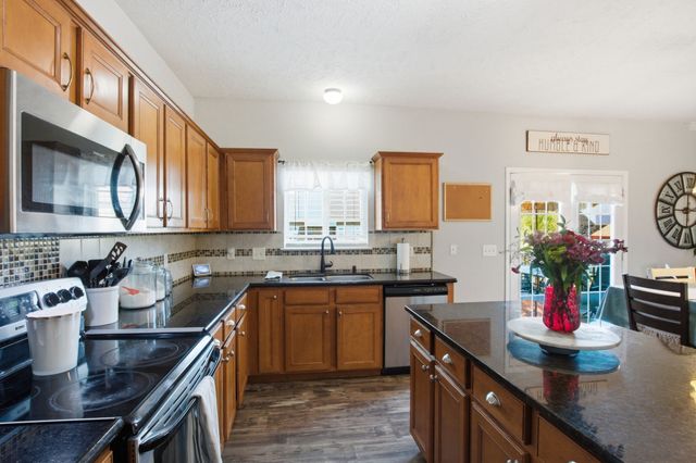 1011 Laramie Ct, Murfreesboro, TN 37128