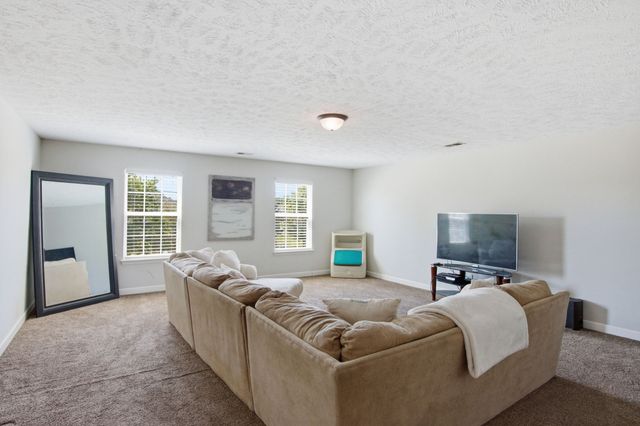 1011 Laramie Ct, Murfreesboro, TN 37128
