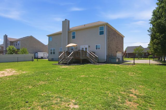 1011 Laramie Ct, Murfreesboro, TN 37128